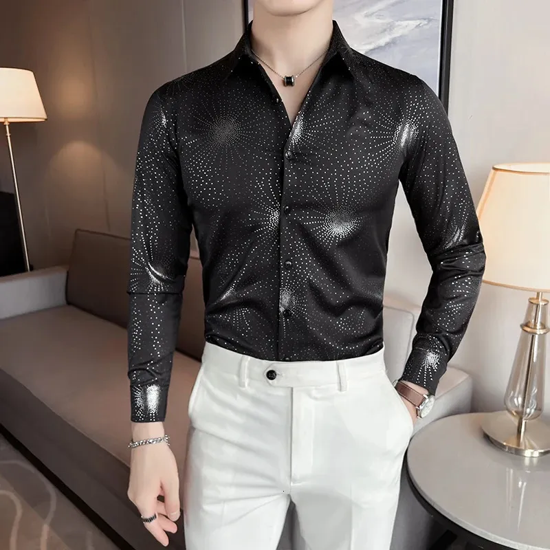 Chemises décontractées pour hommes Luxueux argent bronzant chemises à manches longues hommes printemps automne Slim Fit Social mâle chemise discothèque bal scène chemises Blouses 231127