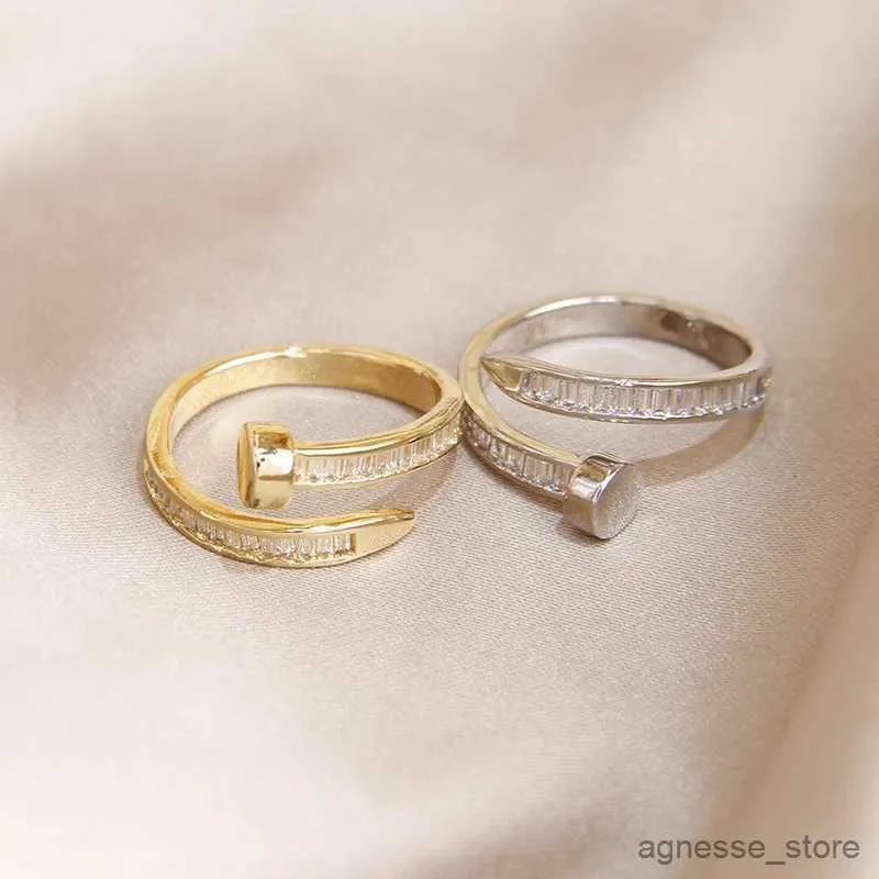 Anneaux de mariage 2023 nouveau Design Unique cristal géométrique anneaux réglables pour les femmes délicat 14K plaqué or zircone fête anneaux cadeau R231128