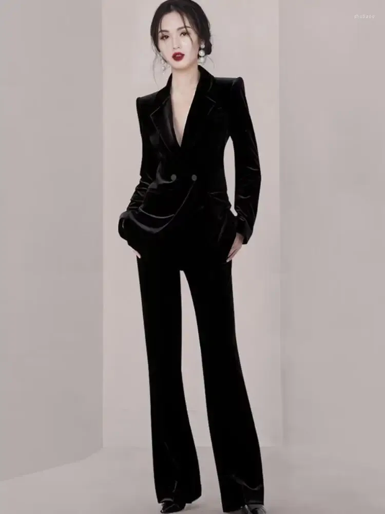 女性の2ピースパンツ黒いファッションベルベットスーツセット