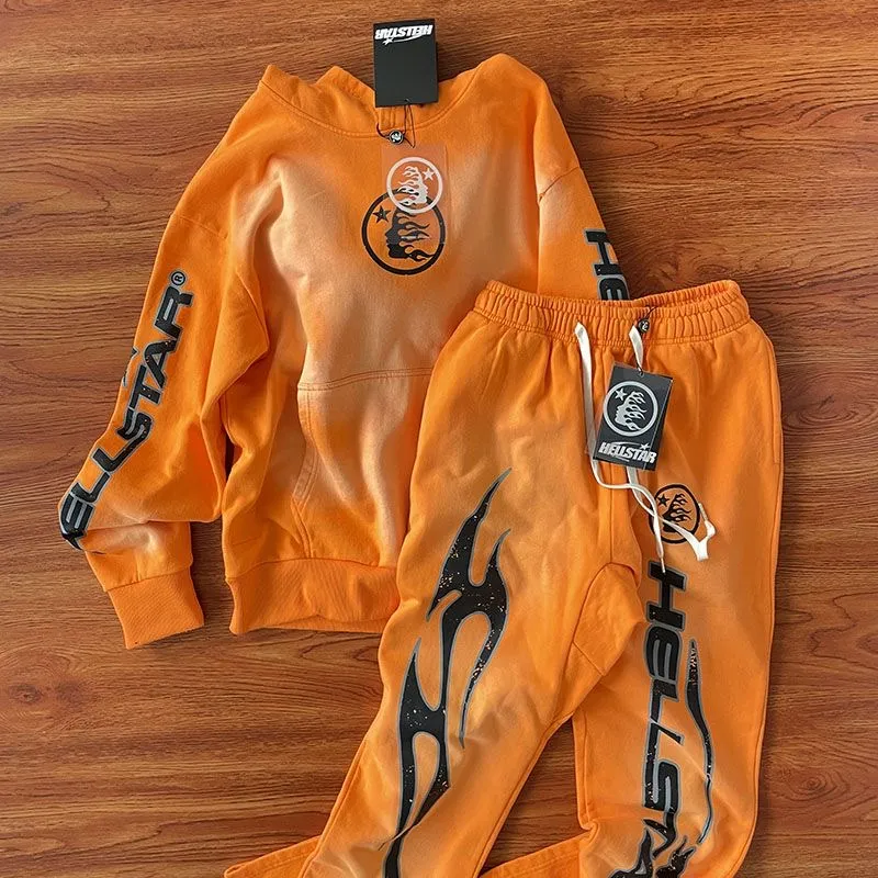 Hellstar Fire Orange Hoodie calças Laranja lavagem pesada indústria conjunto de calças com capuz Yoga Hoody impressão manga longa Rua hip-hop Fatos de treino Versão correta Calças SMLXL