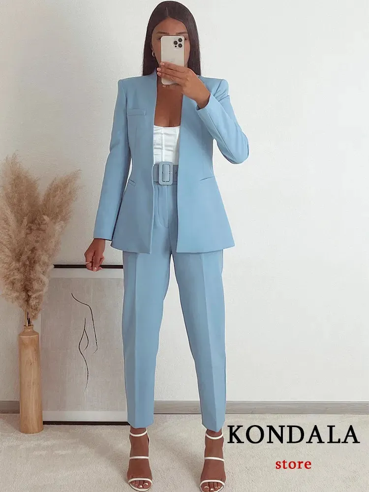 Kvinnors tvåbitar byxor Kondala kontor Lady Light Blue Blazer Suit 2 Pieces V Neck Loose Jackor Shigh Midjan Sashes Fashion 2023 Autumn Set 231128