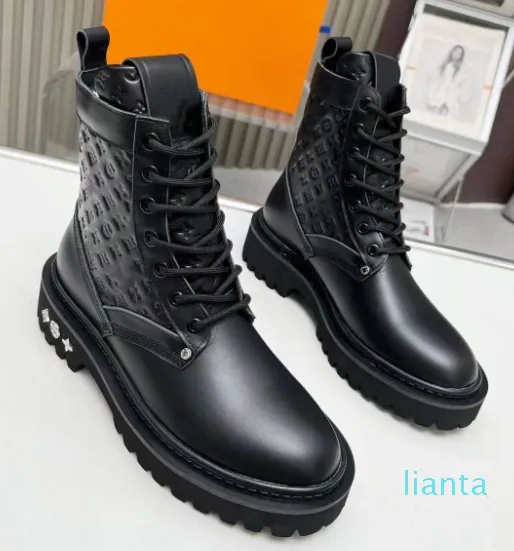 Winter Ranger Platform Boots Crossbody Purse Set Stylish Winter Boots,  Comfortable, Versatile Ely Crossbody Bag