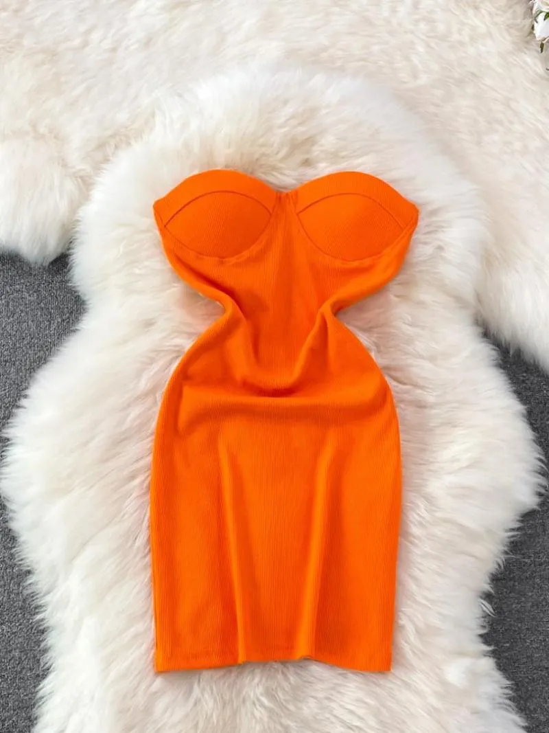 Robes décontractées Sexy sans bretelles femmes robe 2023 mode été sans manches moulante mini solide dos nu mince boîte de nuit robes de soirée