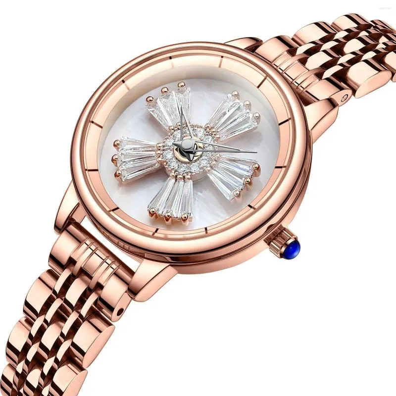 Orologi da polso 2023 Orologio da donna di lusso Cacaxi Marca Quadrante a forma di cuore Diamante Moda Orologi al quarzo dorato Bracciale da donna di alta qualità Reloj