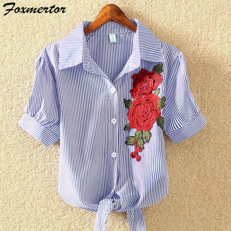 Kvinnors blusar skjortor Foxmertor Kvinnors broderier Blusar Skjorta Summer Hem Knot Kort puffhylsa LAPEL BLÅ RAND STRIKT SKIRTER Fashion Blus 230428