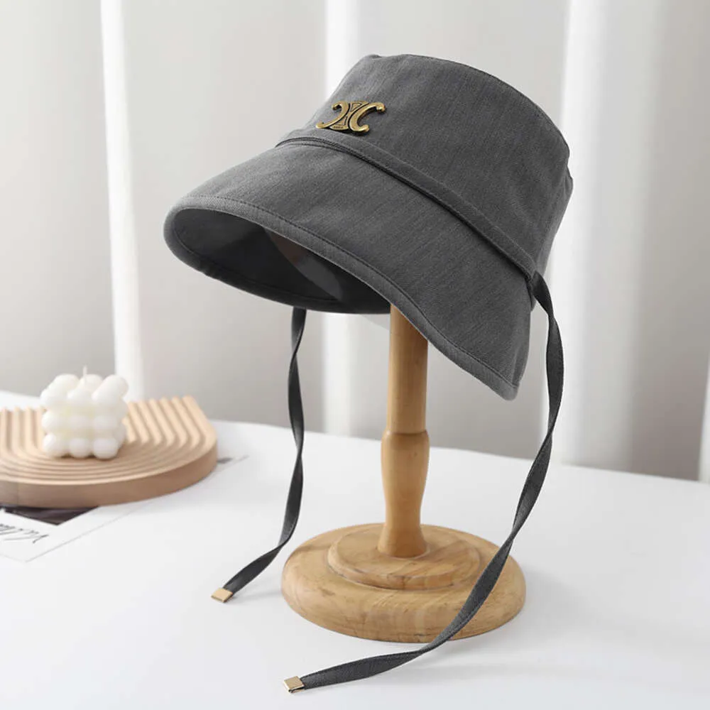Tasarımcı şapkaları güneş şapkaları ev balıkçı şapkası ile büyük ağzına kadar güneş koruma güneşlik şapkası şapka seyahat şapkası 1ov6