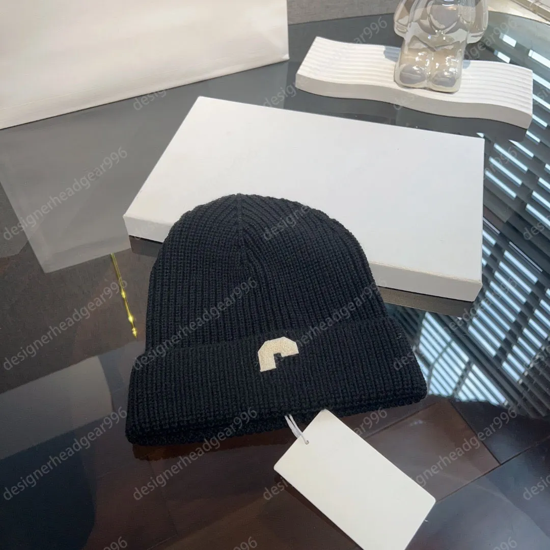 Projektantka czapka męska czapka damska dzianina francuska moda długa wytłoczona litera jesień i zimowe ciepłe dzianinowe czapki w 12 kolorach ciepłe zimowe czapki czapki