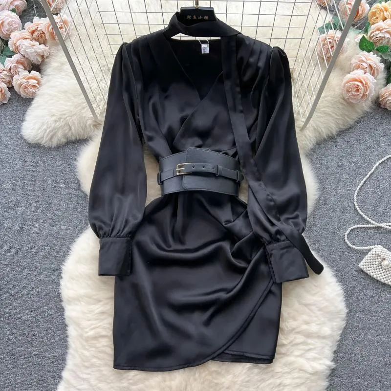 Casual klänningar superaen franska svart elegant a-line klänning kvinnor koreansk design bälte midja veckad poplin puffhylsa kort