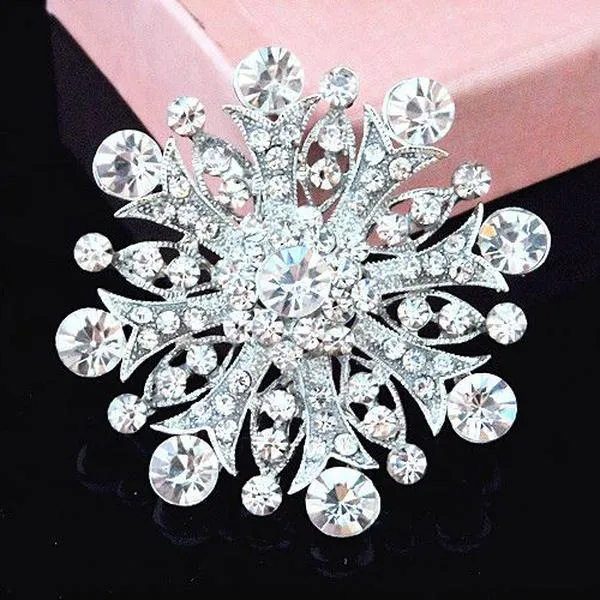 Crystal Snowflake Brooch Vintage Silver Rhodium Plated Wedding Bridal Bouquet Brooch Pin Hot Selling Elegant Banquet Pin For Lady LL