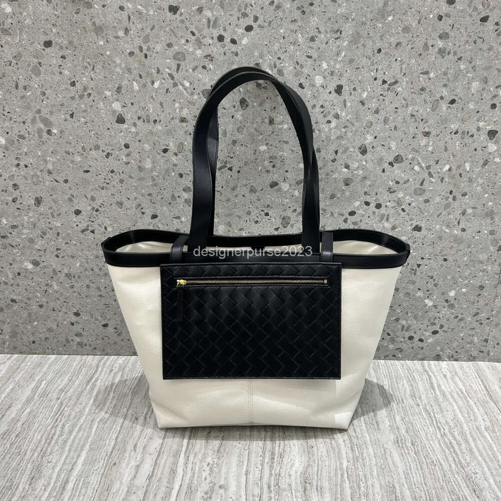 Axel tyg venetta lady väska designer singel flip väskor botteegas sommar ny kapacitet kohud kvinnors grönsak korg väver crossbody hög handhållen vf8x