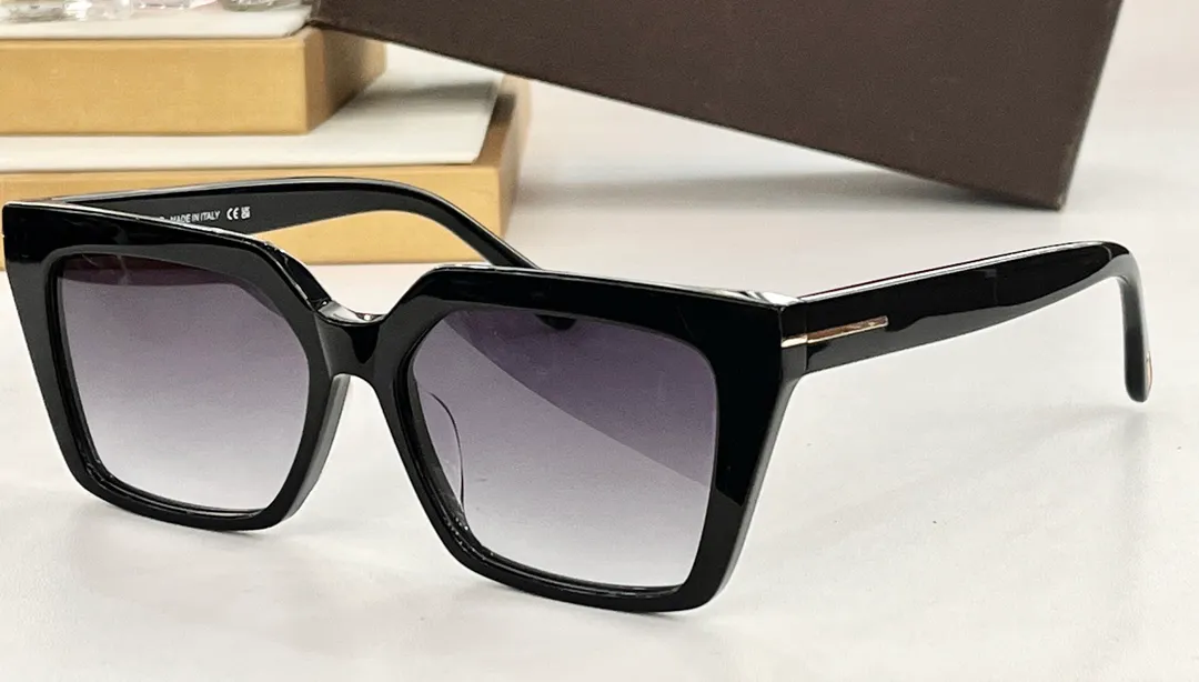 DIFF‎ Eyewear Vinona Sunglasses, 100% UV protection, Black, Retro Chic, NWT Donna IV Square Sunglasses | Black & Twilight Gradient  main image 4
