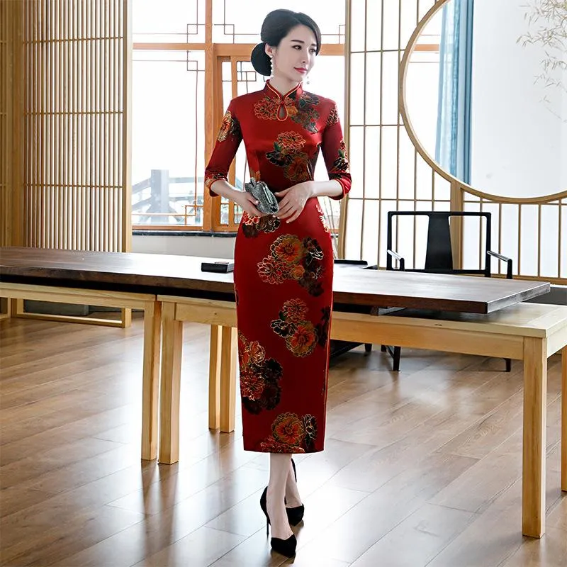 Vêtements ethniques rouge dame imprimer Floral droite Cheongsam robe élégante mariée'mère fête de mariage robe chinoise 3/4 manches Qipao jupe