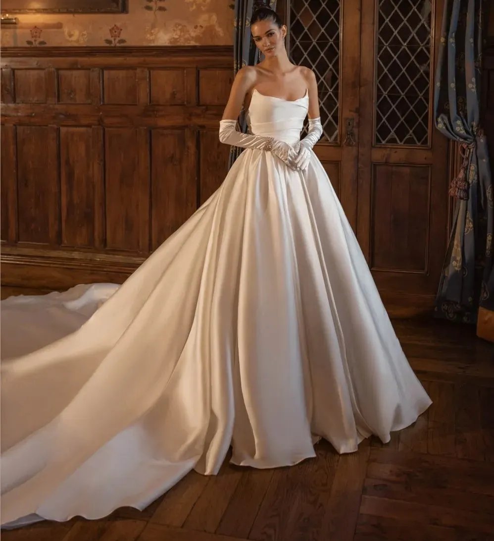 Robe De mariée trapèze plissée en Satin, tenue De soirée élégante, sans bretelles, dos nu, avec traîne, 2024