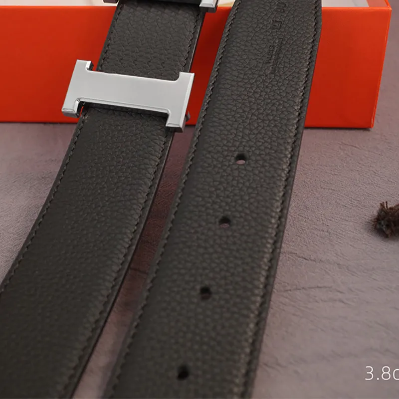Cinture di design per uomo Cinture per donna Modello Lichee Cinture in pelle di vacchetta Cintura di lusso con fibbia liscia 5 colori