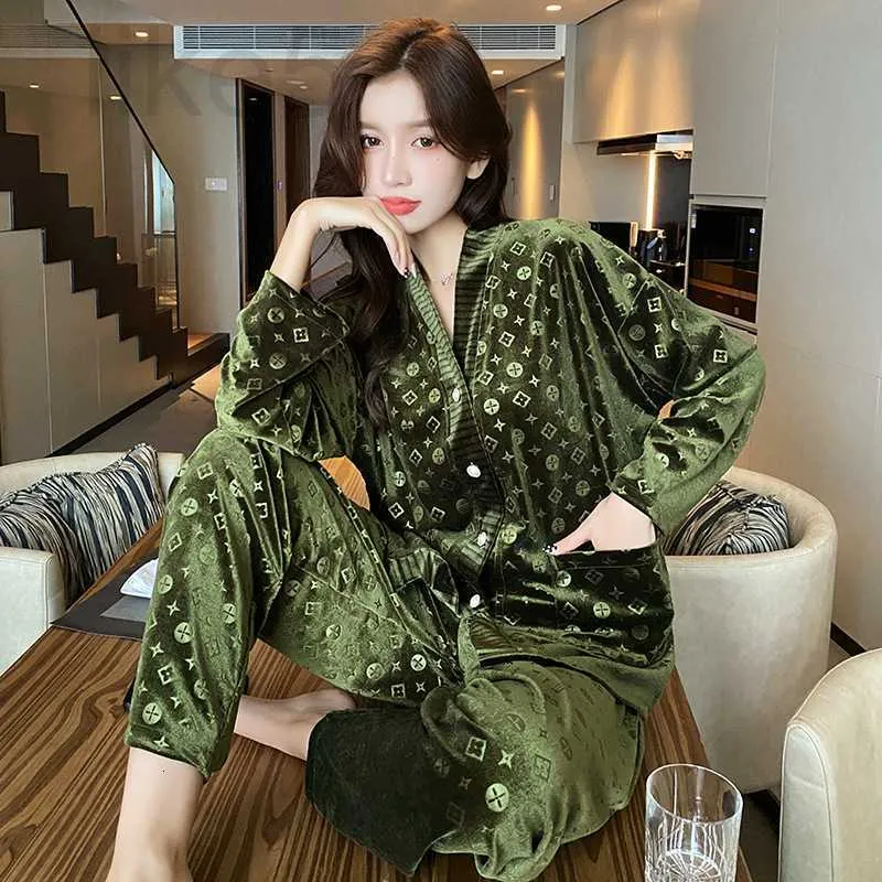 Basic & Casual Dresses designer 99% price control gold velvet pajamas, women's dark green Korean high-end V-neck edge home clothing, couples 4HQW