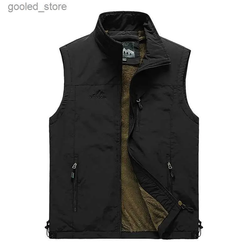 Gilets pour hommes Printemps automne hommes polaire gilet chaud avec de nombreuses poches mâle décontracté épais multi-poches gilet nouveau photographe veste sans manches Q231129