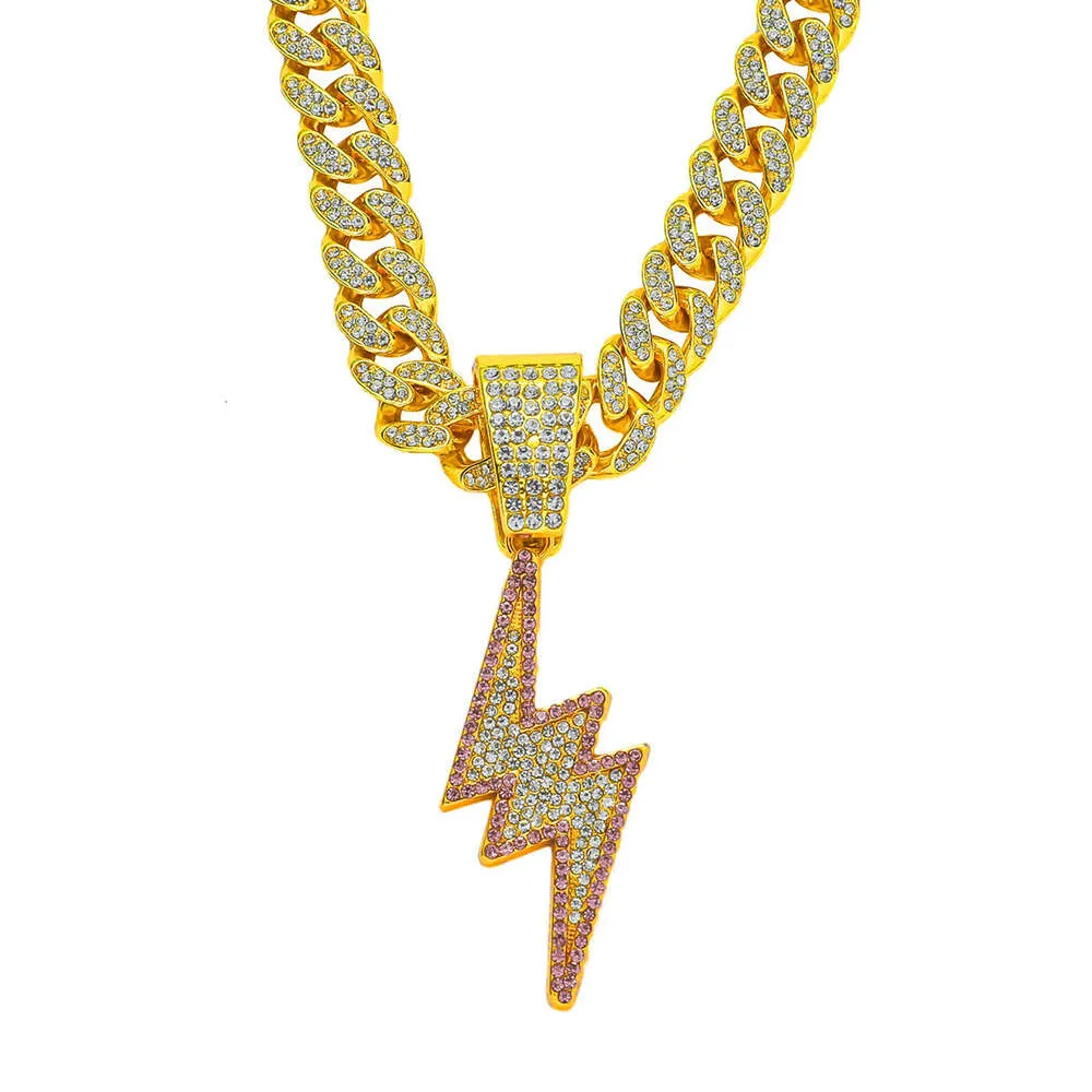 Tredy Ad Cool Dual Toe Lightig Large Pedat Ecklace With Sparklig Diamod Hip-Hop Style Street Dace Rap Dressig Cuba