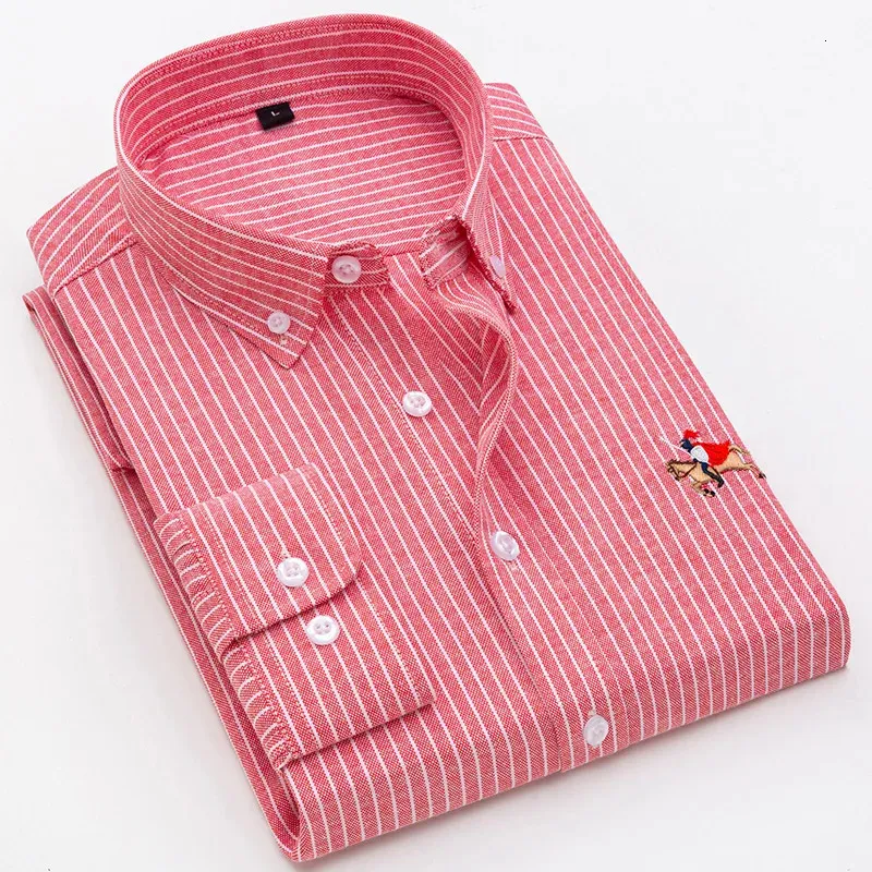 Camisas de vestir para hombres Tallas grandes Tela Oxford a rayas Excelente Cómodo Slim Fit Cuello con botones Hombres de negocios Camisas casuales de manga larga Tops CS123 231129