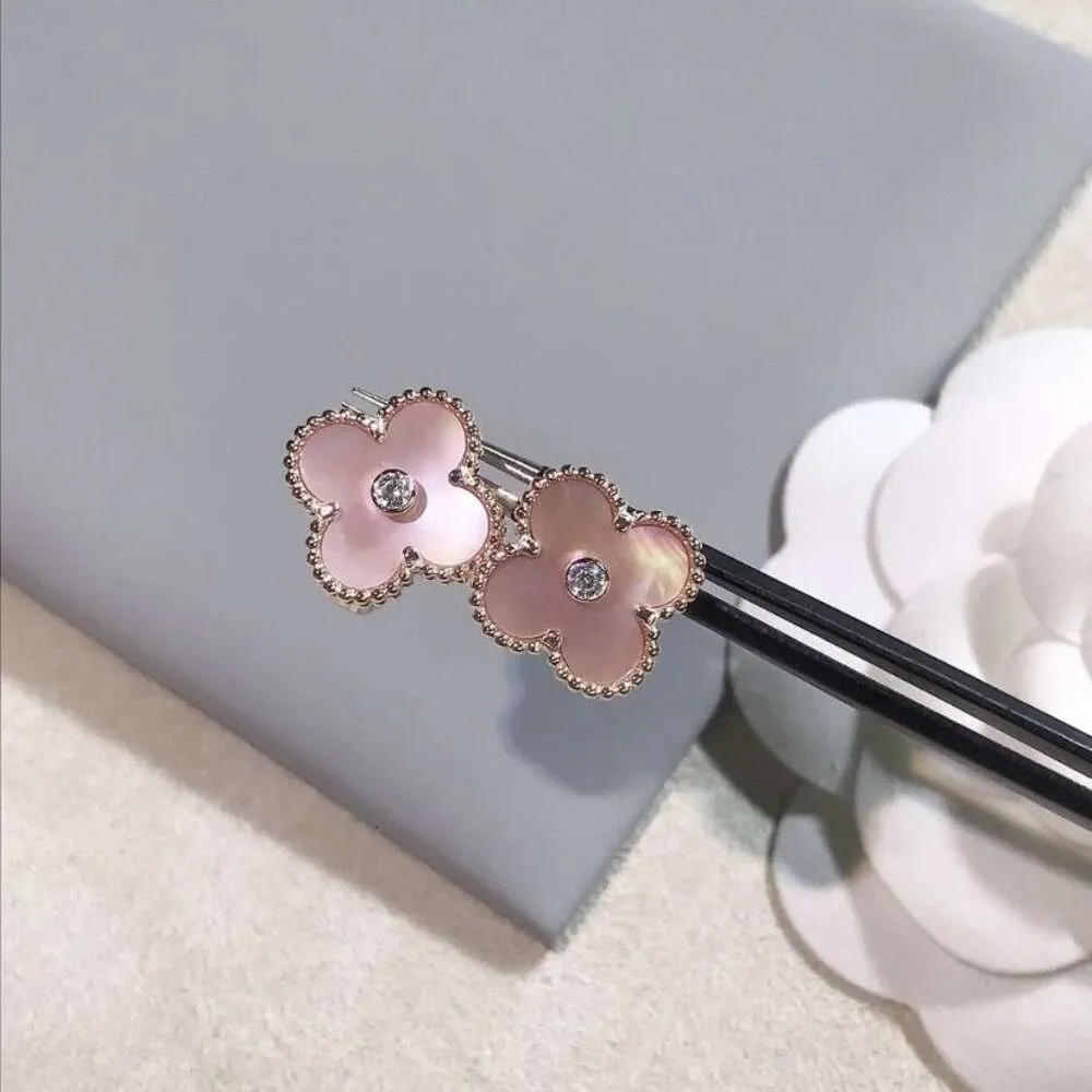 Van Clover High Beauty Girl Heart Pink Four Leaf Grass Silver Needle Ear Studs Rose Gold Flower Ear Free Ear Clip Earrings Style