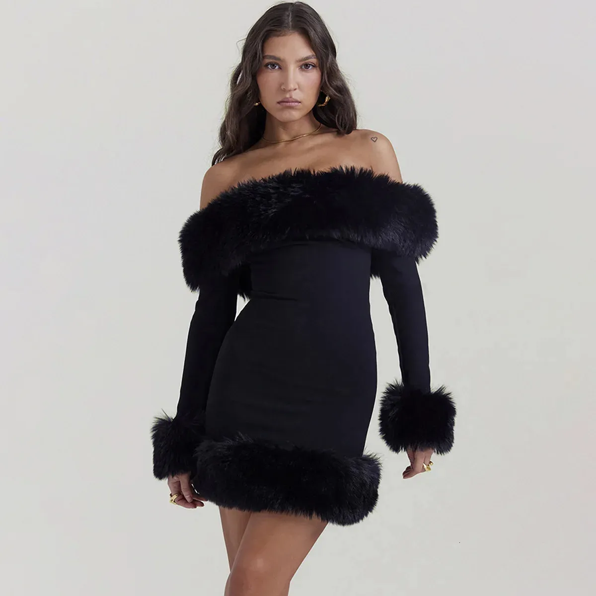 long sleeve maxi dress high neck Crew-neck Dresses – REORIA Hidden zipper/clasp at back Twerking #dance #hourglass MATERNITY Color:Gold Champagne