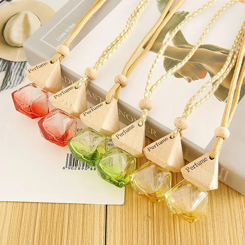 Car Perfume Bottle Car Hanging Decoration  Oils Diffusers Perfume Pendant Bottles Fragrance Air Fresher Ornament