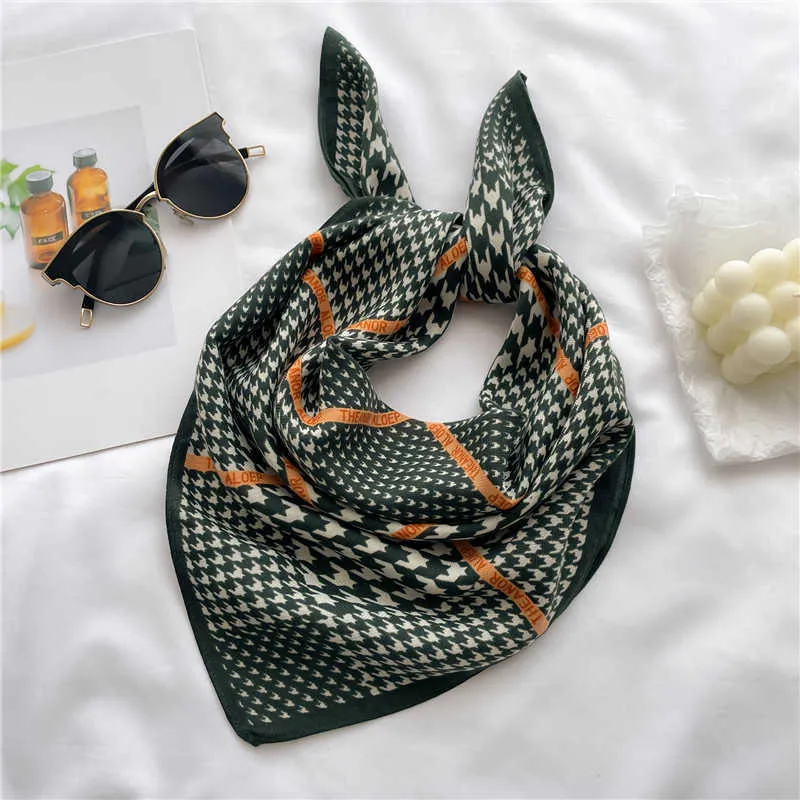 Scarves 2023 Luxury Small Kerchief Shawl and Wraps Hair Scarf for Women Velour Print Neck Tie Female Headband Wirst Foulard Bandana J230428