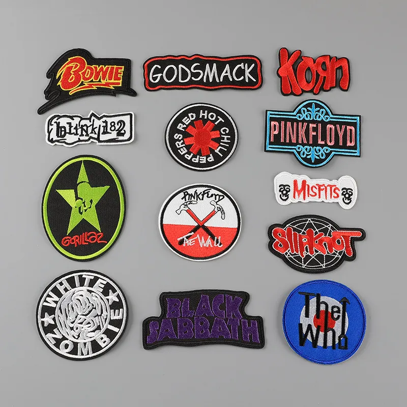 DIY Rastgele Yamalar Yamaları Giysiler için Yamalar Üzerinde Demir Özelleştirin Rock Band Yamaları İşlemeli Rozetler Ceket Aksesuarları Sticker