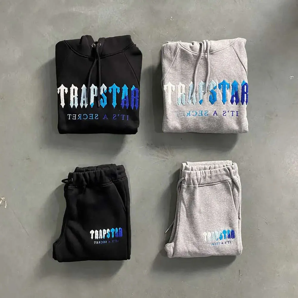 2023 Erkek Trailsitits Moda Erkekler Tasarımcısı Trapstar Active Giyim Hoodie Cheniille Set Buz Teşhalleri 2.0 Baskı 1to 1 En Kalite İşlemeli Boyut XS XXL 688SS