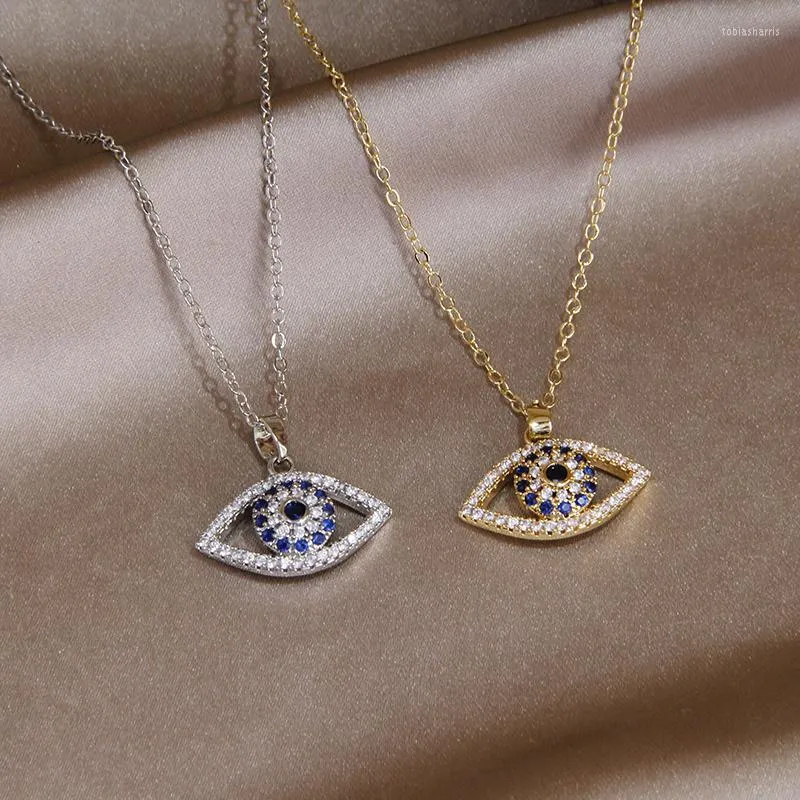 Chaînes Bleu Cristal Yeux Creux Charme Pendentifs Colliers Pour Femmes Bijoux De Mode Unique Chaîne Colliers Accessoires