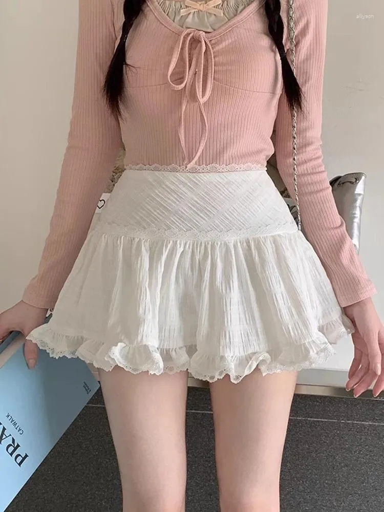 Jupes Kawaii Blanc Mini Jupe Femmes Été Fairycore Mignon Sexy Taille Haute À Volants Dentelle Patchwork A-ligne Short Coréen