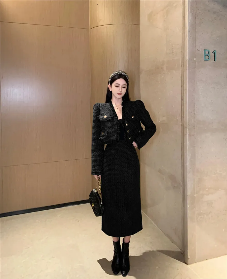 Vintage Tweed Two Piece Winter Dress Set With Long Sleeves