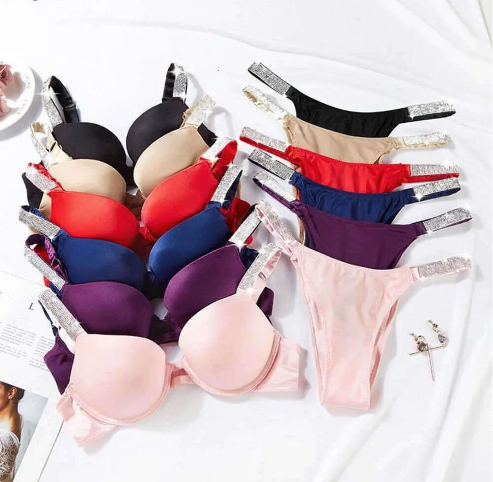 Sexy Brief Strass Ondergoed Comfort Korte Push Up Bh en Panty 2 Stuk Sets voor Vrouwen Lingerie Bikini Set Motion ontwerp Sex-appeal