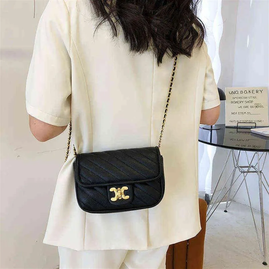 Factory Online Export Designer Brand Bags Dames 2022 Zomer Nieuwe Simple Fashion Small Single Single Shoulder Messenger Chain High T188M