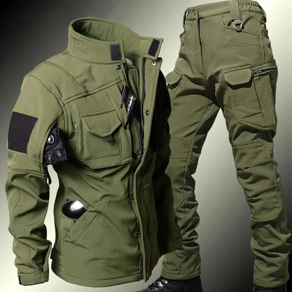 Mens Tracksuits Tactical Sets Winter Shark Skin Military Suit Soft Shell Windproof Waterproof Jackets Warm Fleece Cargo Pants Army Uniform 231129