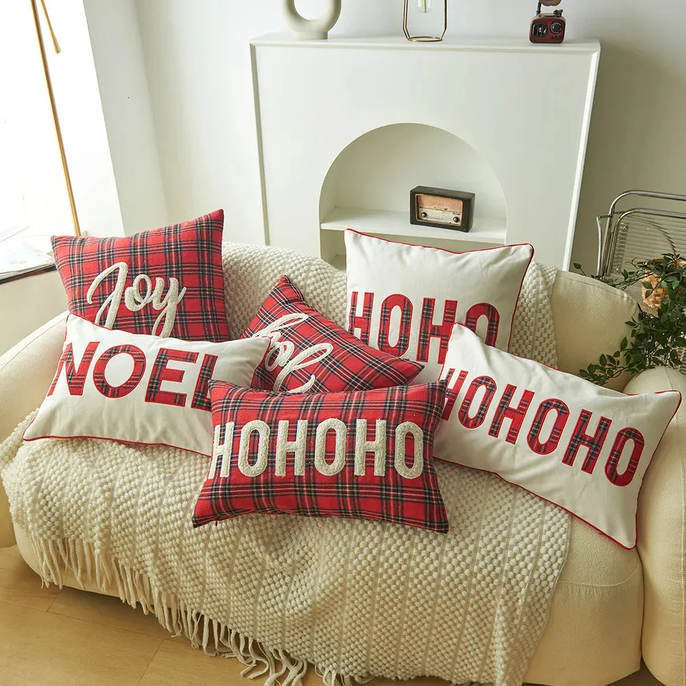 KissenDekorative Kissen Weihnachten Rechteck Kissenbezug Rot Plaid Print Weiß Buchstaben Stickerei Fall Weihnachten Heimtextilien Sofa Dekoration 231128