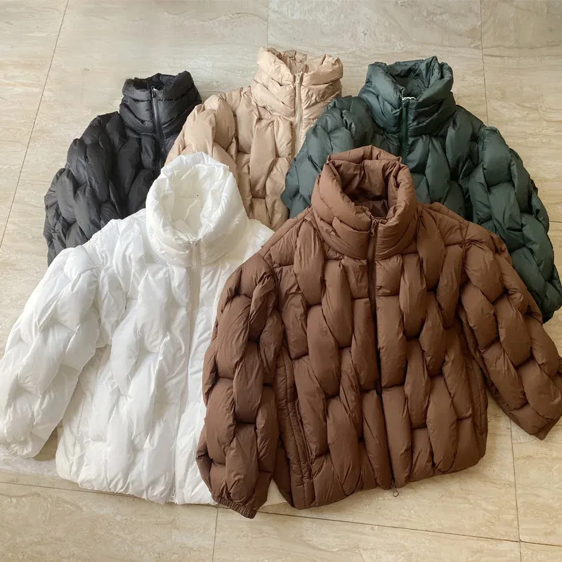 여자 S 재킷 느슨한 디자이너 겨울 코트 여성 다운 재킷 패션 패션 대형 커플 코트 직조 격자 무늬 복어 파카 두껍게 따뜻한 세련된 아웃복 231129