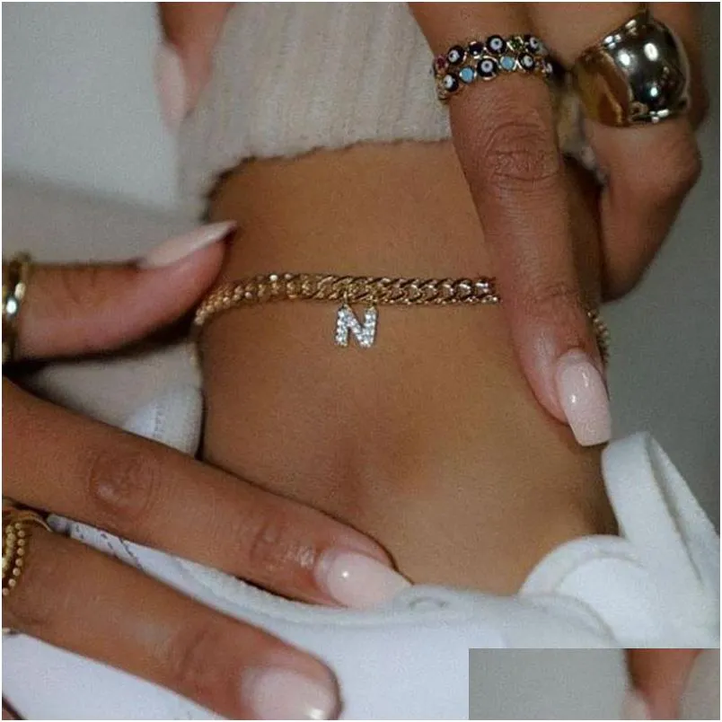 Anklets Tiny A-Z Inledande bokstaven Ankletter för kvinnor Rostfritt stål Guldfärg Alfabet Kubansk länk Anklet Armband Boho Jewelry Gift Dro Dhd8e