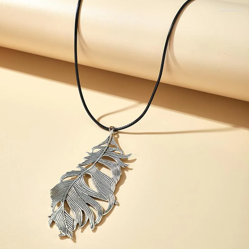 Pendant Necklaces Vintage Silver Color Big Leaf Necklace For Women Men Black Rope Chain Choker Jewelry Gift Wholesale 13591