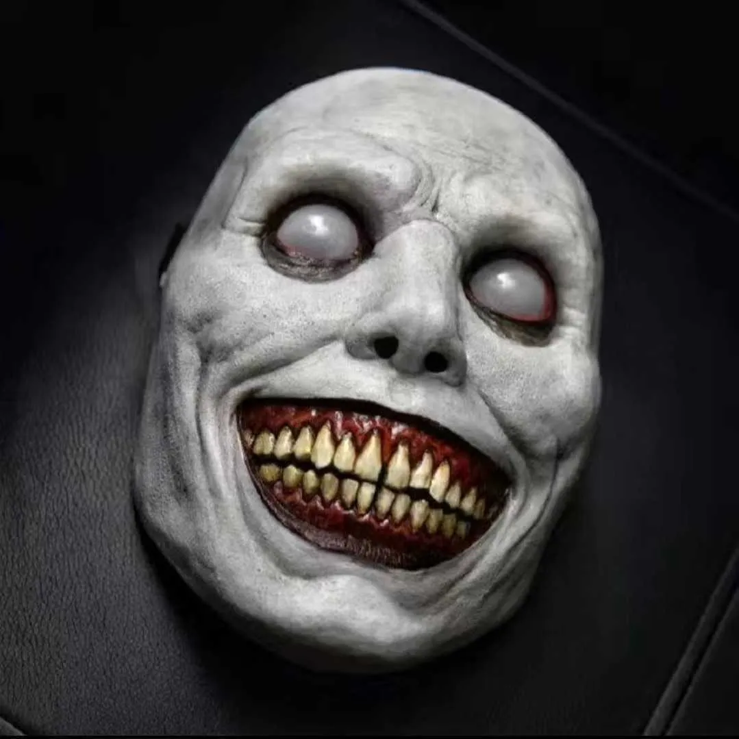 Realistisch Enge Glimlach Witte Ogen Demon Latex Halloween Masker Voor  Feestkostuum Volledig Gezicht Unisex 2024 Van 3 € | DHgate, image size:1079x1079