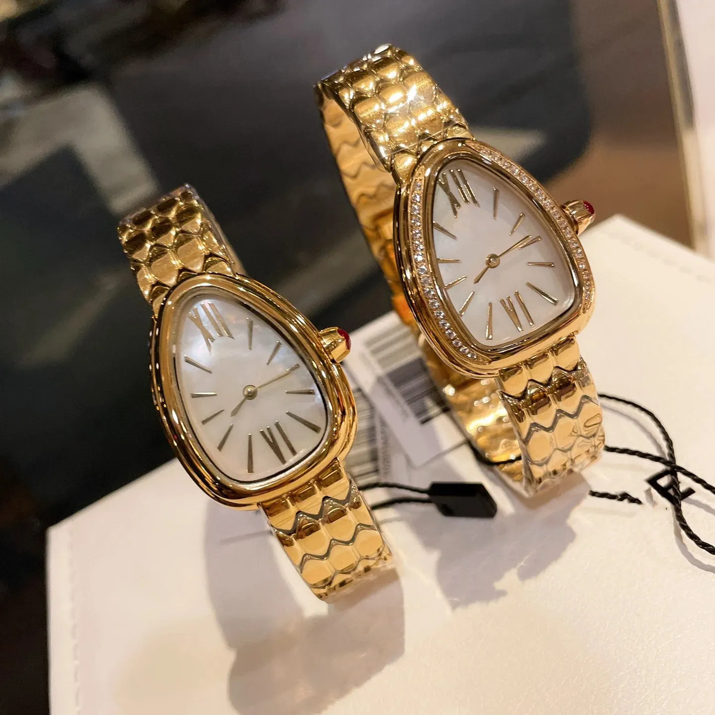 Women's watch sapphire crystal cheap