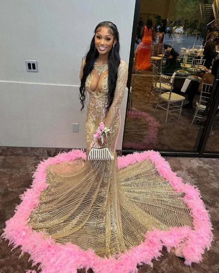 green emerald velvet dress Ball Gown Pink Tulle Red Long Sleeve Prom Dress 2021