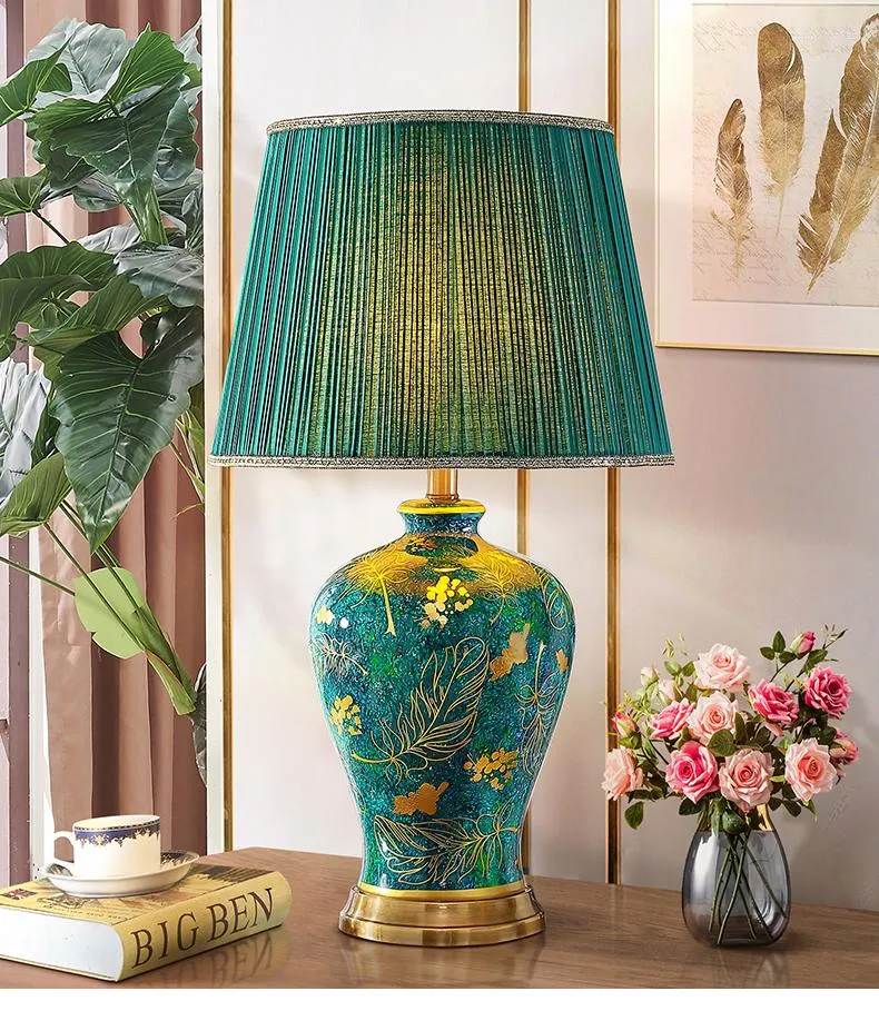 Tischlampen 40x68cm Amerikanische Retro Grüne Keramiklampe Für Schlafzimmer Wohnzimmer Nachttisch Emerald Queen Atmosphärische Luxusvilla