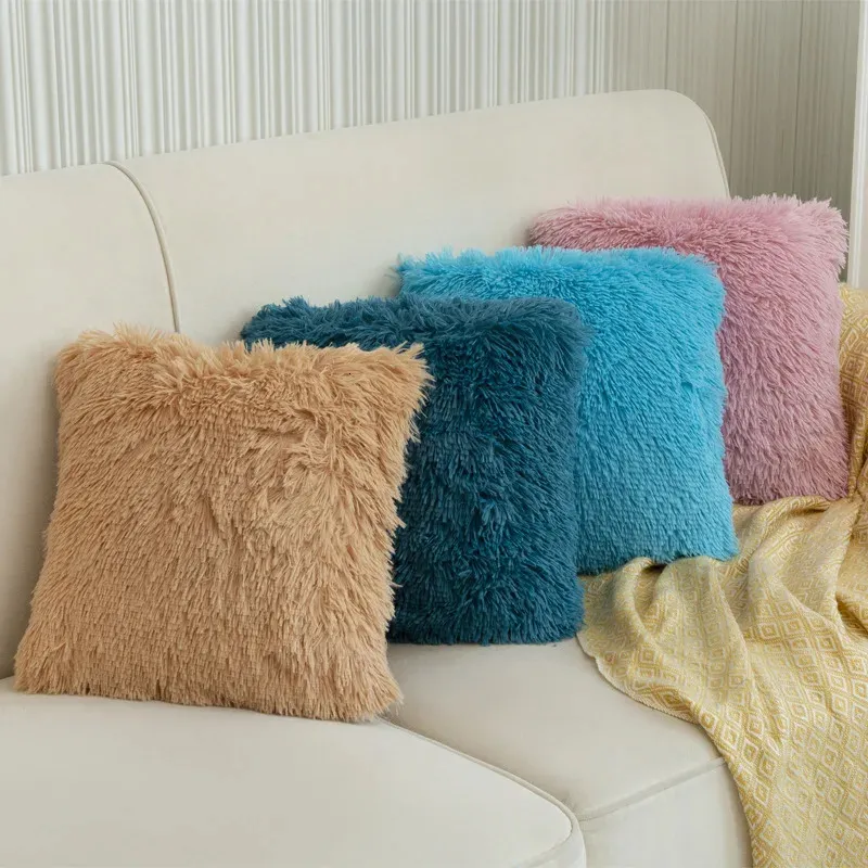 Coussin décoratif oreiller housse de coussin doux fourrure peluche décor à la maison taie d'oreiller salon chambre canapé décoratif 43x43 cm Shaggy moelleux 231128