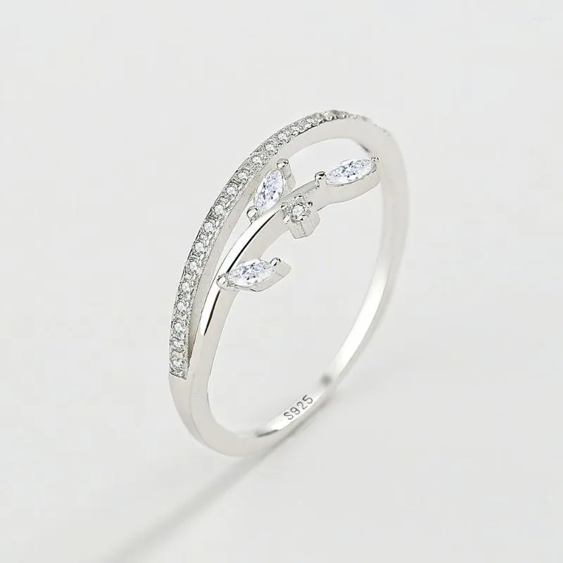 Cluster Rings S925 Серебряное серебро простая ветвь, полная алмазного японского кольца, женский инкрустанный темперамент, корейский ювелирный подар
