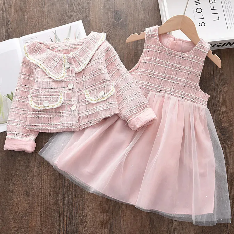 Abiti da ragazza Orso Leader Neonata Abito da principessa con cappotto Autunno e inverno Festa Abbigliamento per bambini Elegante vestito per ragazza Bambini 2 pezzi 231128