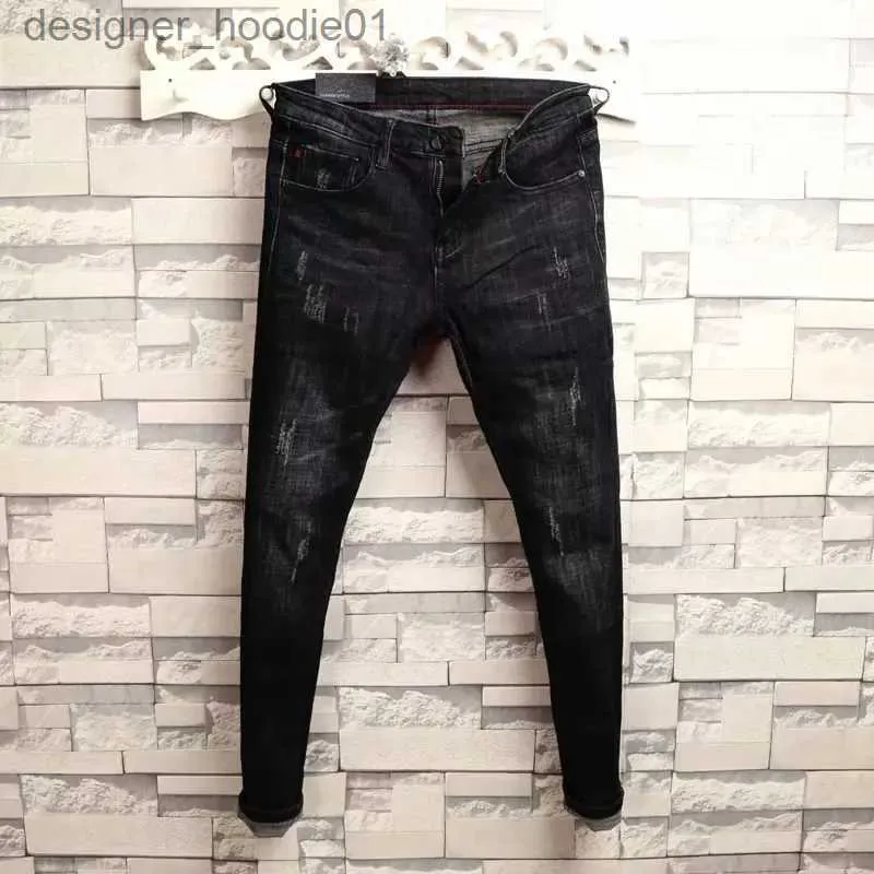 Men's Jeans Man's Summer New Elastic Slim Fit Korean Spirit Guy Leggings Skinny Black Denim Jeans Casual Men Designer Ripped Pants L231129