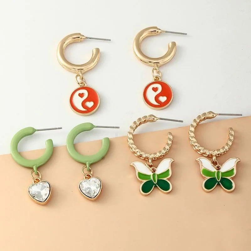 Brincos de balanço 3 pares 2023 conjunto de gota moderna Mulheres doces Butterfly yin yang coração pingente de cristal batendo jóias coreanas de moda