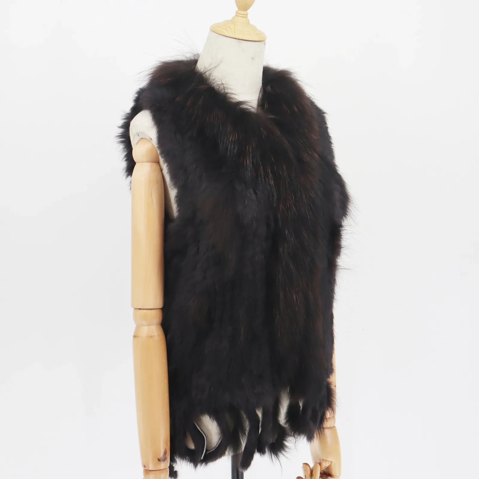 Женская шерстяная смесь на заказ, модный жилет с кисточками из натурального кроличьего меха, элитные женские вязаные жилеты без рукавов, куртка из натурального меха енота 231128