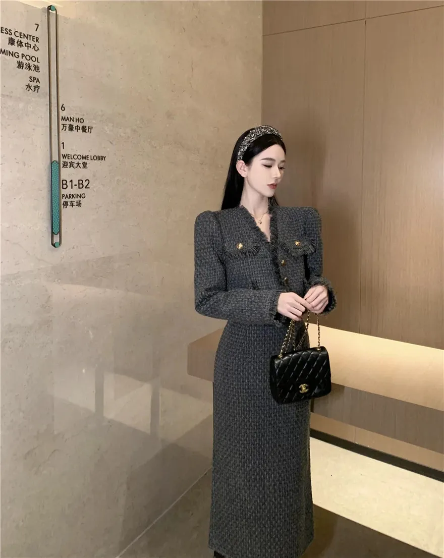 DHgate.com:2 Piece Outfits Skirt and Top - Chic Tweed Set