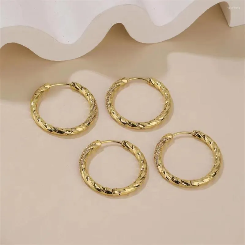 Hoopörhängen 18K Copper Gold Plated Fashion Trend Twist Women's Jewelry 2023 Zircon Pierced Teens